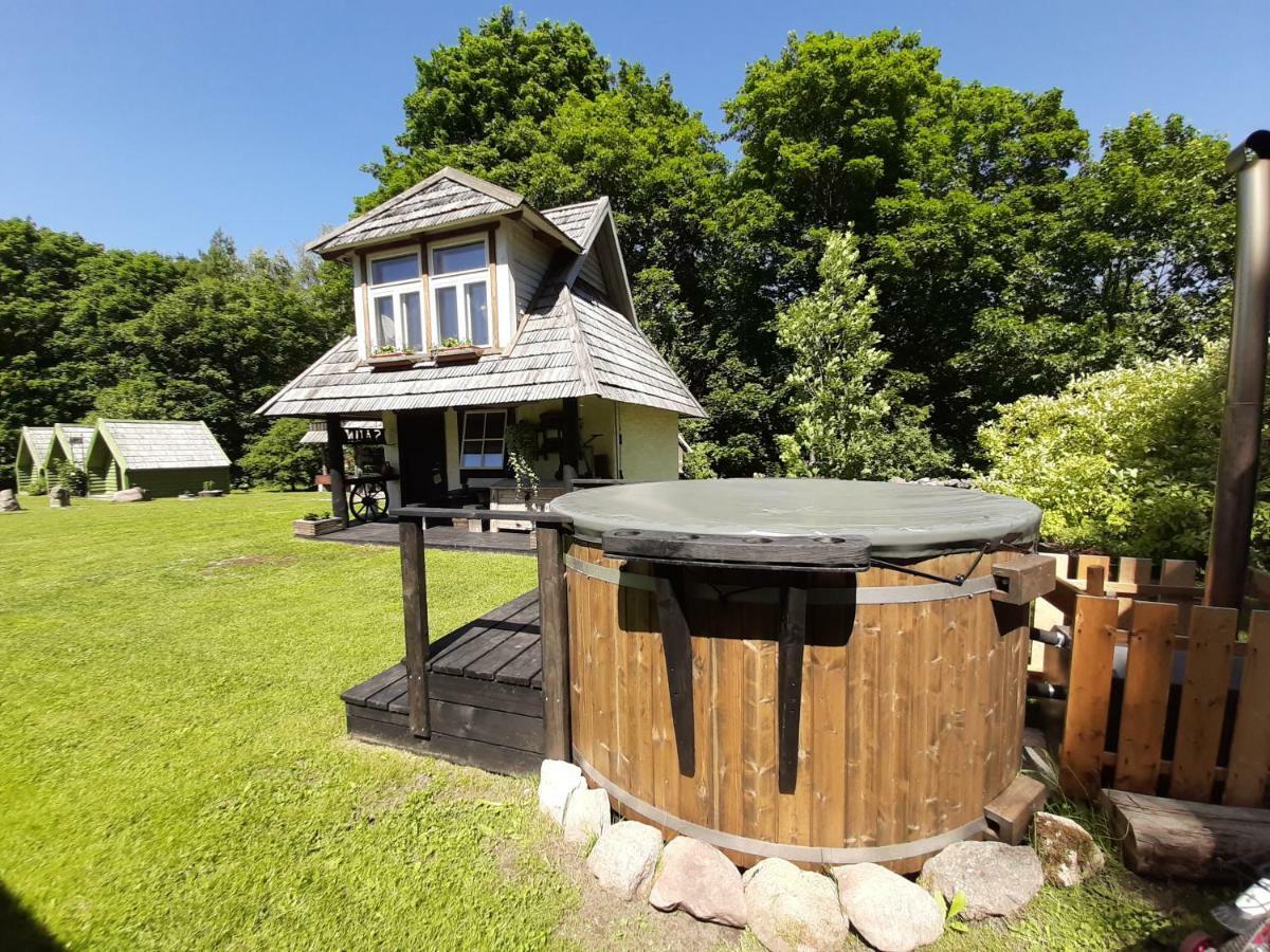 Kardoni Puhkelaager Campsite Tornimae
